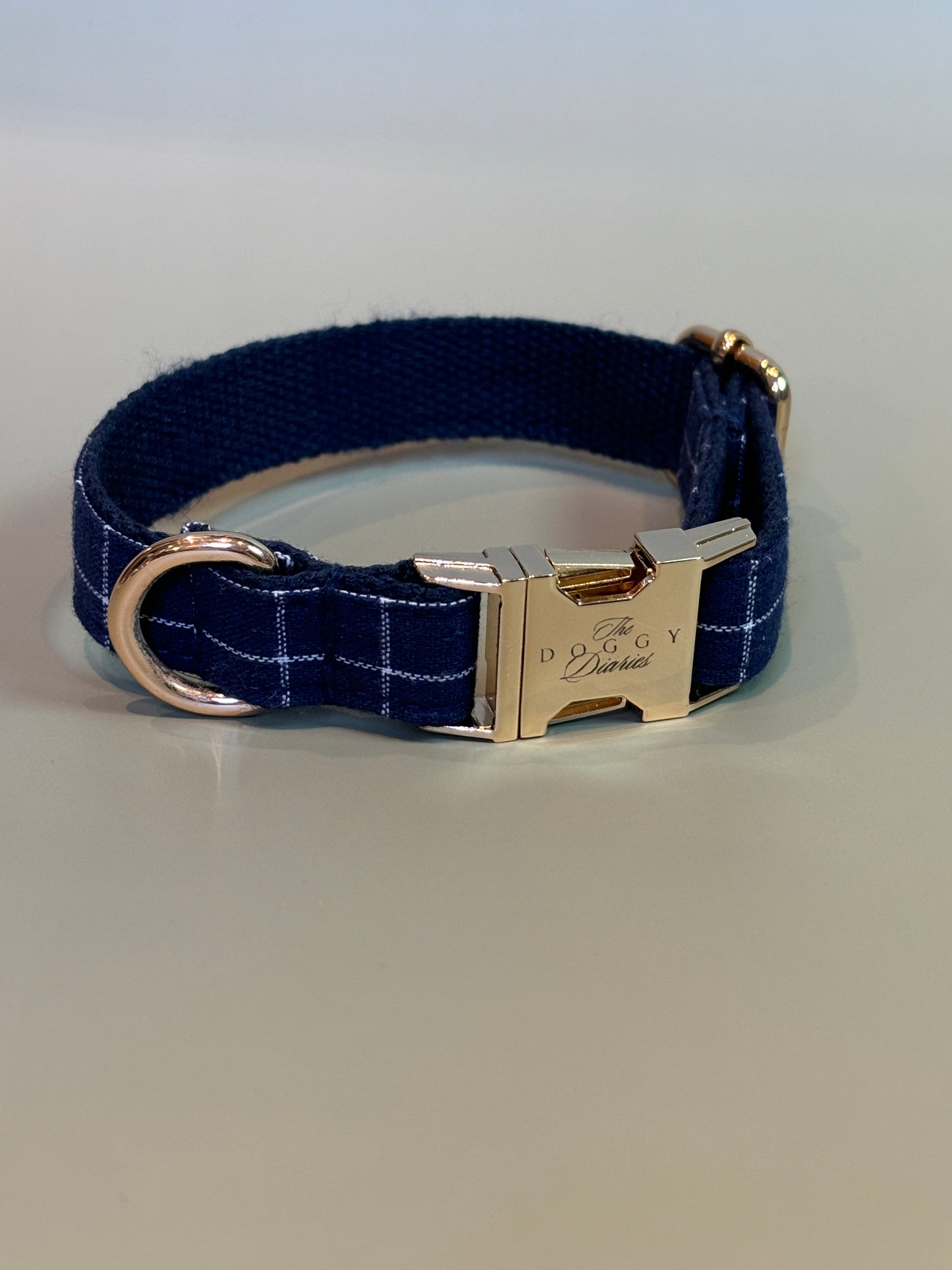 Chequered Collar